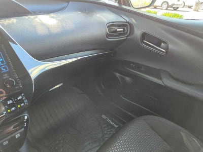 2019 Toyota Prius LE
