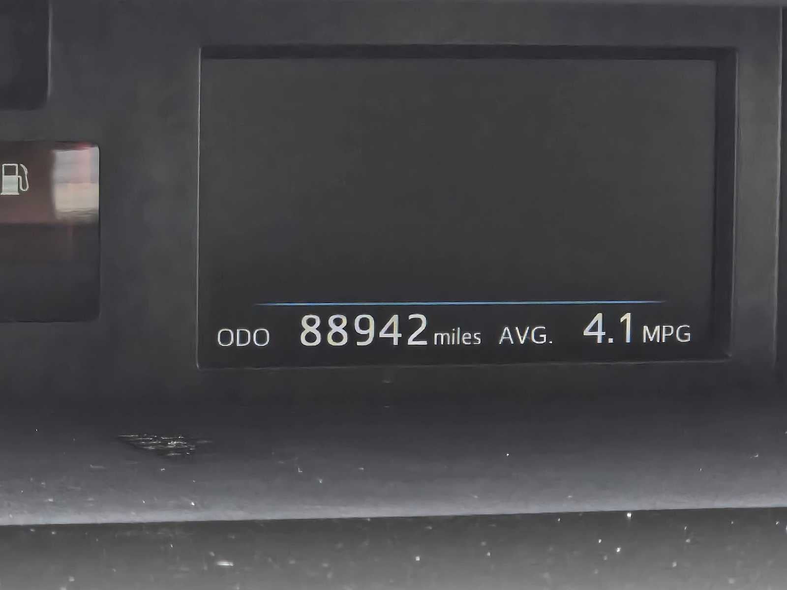2017 Toyota Prius v Five