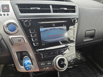 2017 Toyota Prius v Five