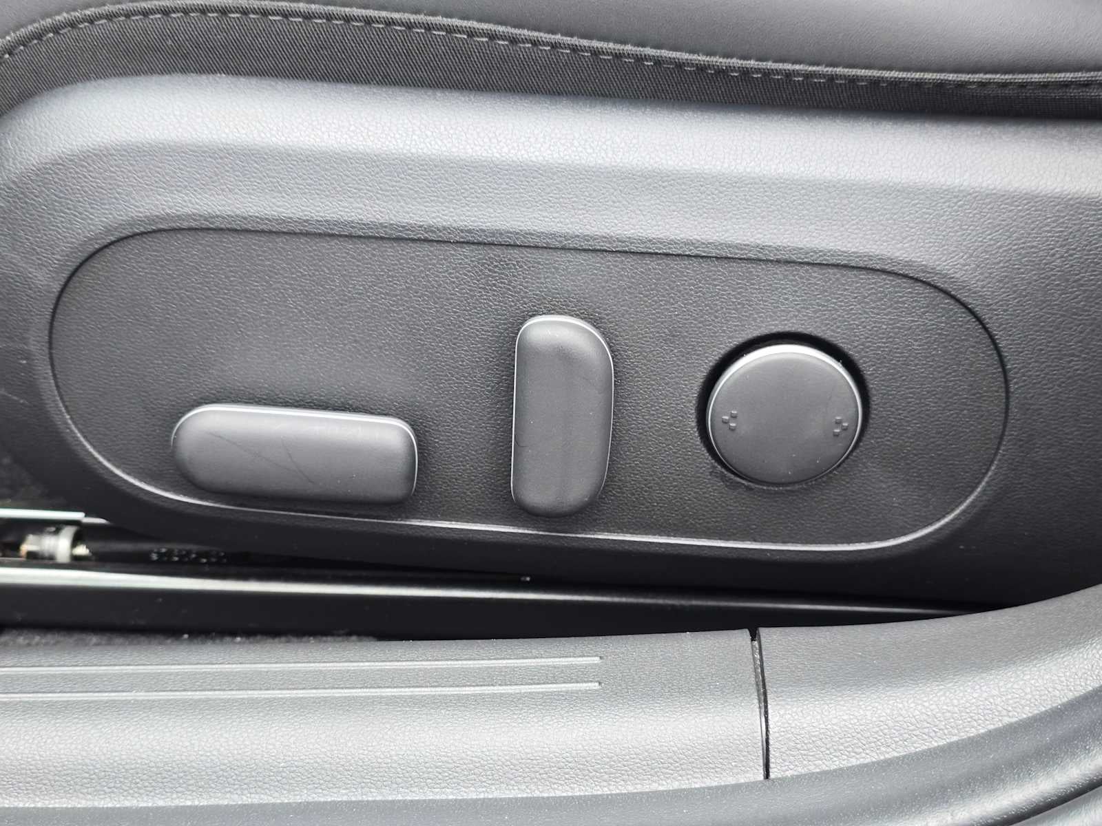 2024 Hyundai IONIQ 6 SEL