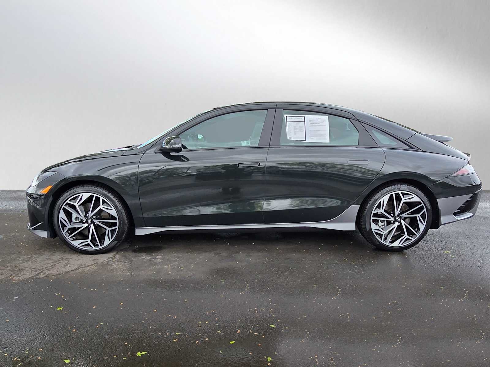 2024 Hyundai IONIQ 6 SEL