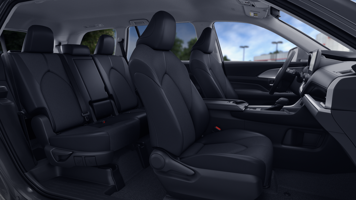 2026 Toyota Grand Highlander LE