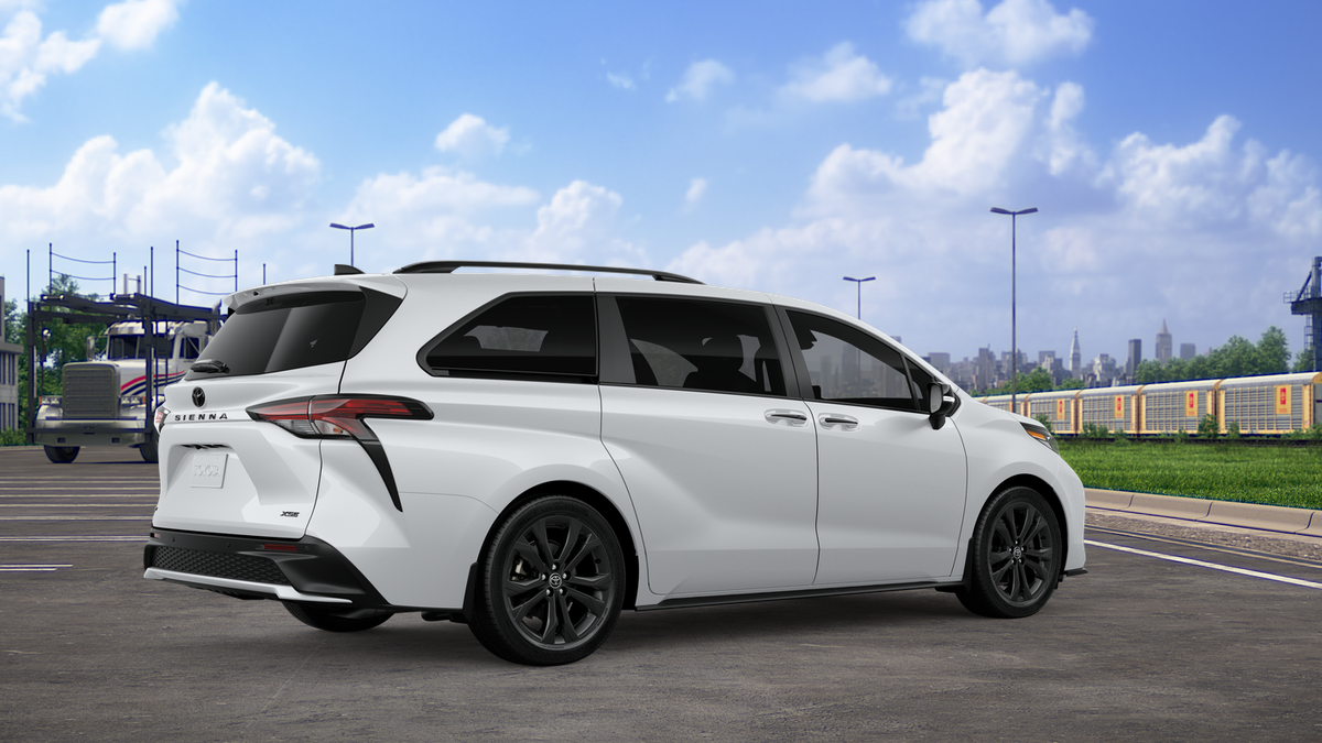 2026 Toyota Sienna XSE