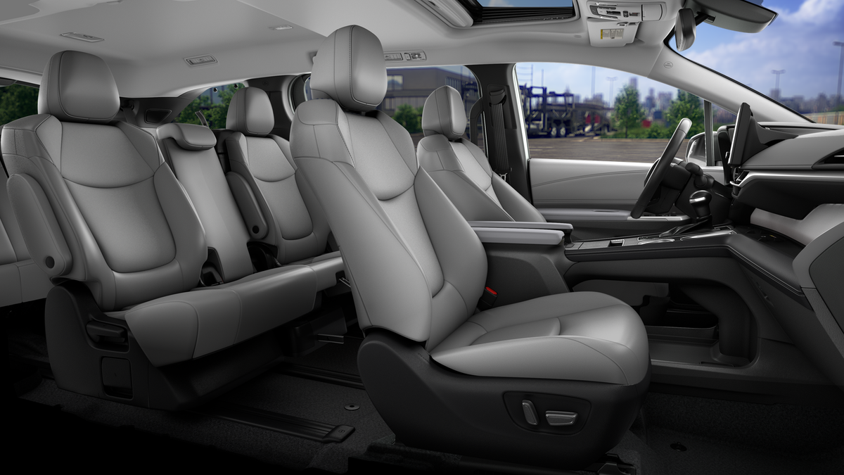 2026 Toyota Sienna XLE