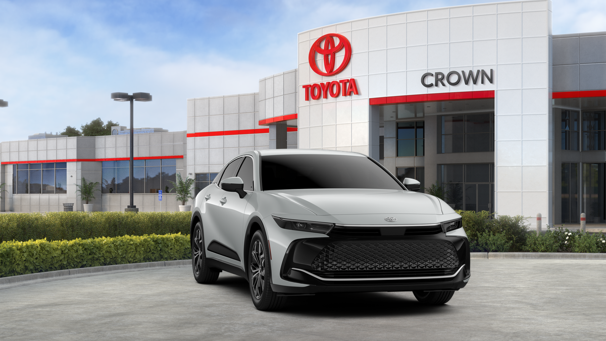 2026 Toyota Toyota Crown XLE