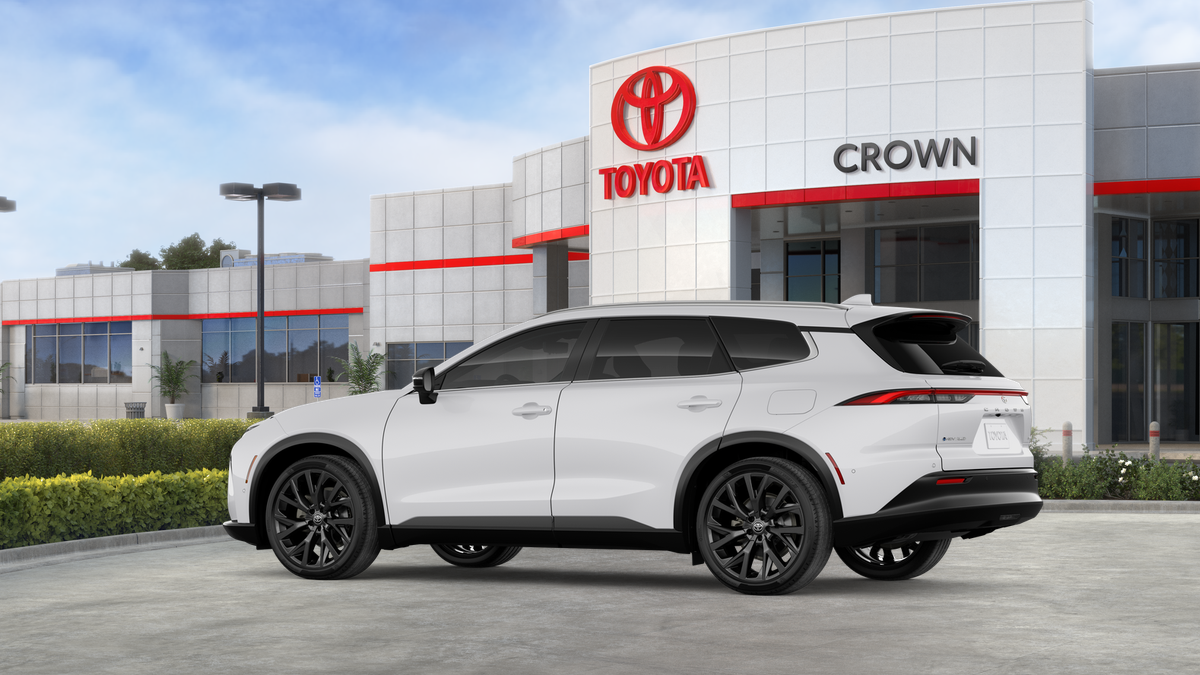 2026 Toyota Toyota Crown Signia Limited