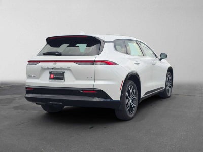 2026 Toyota Crown Signia XLE