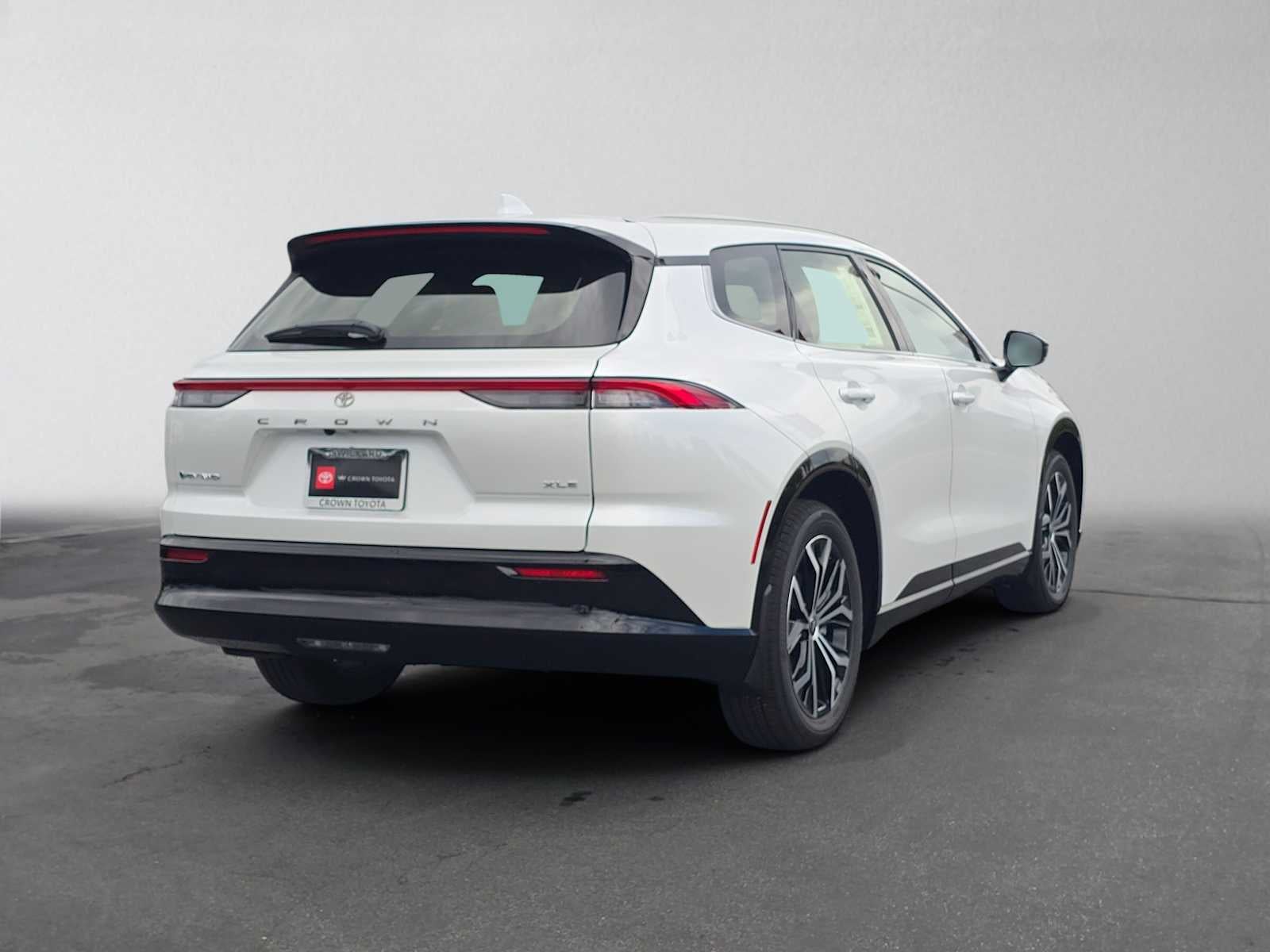 2026 Toyota Crown Signia XLE