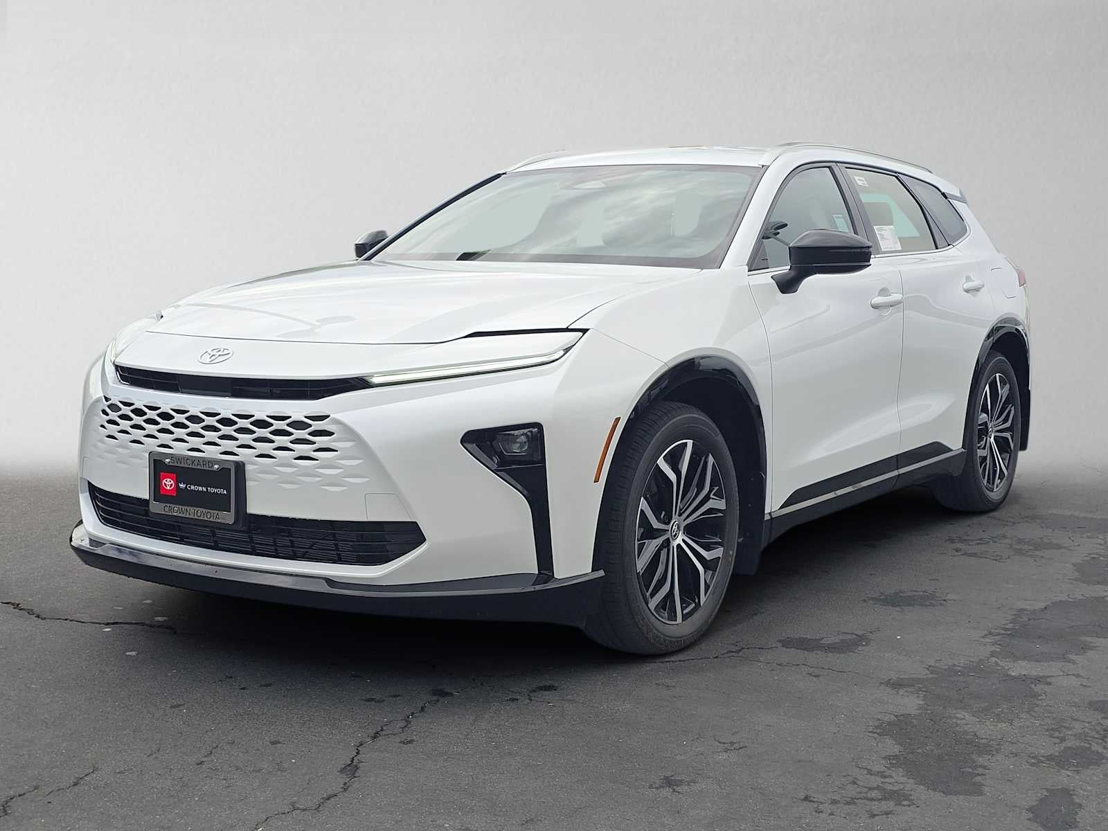 2026 Toyota Crown Signia XLE
