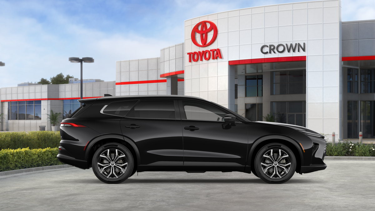 2026 Toyota Crown Signia XLE