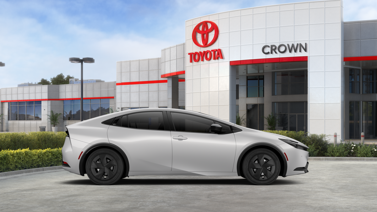 2027 Toyota Prius LE