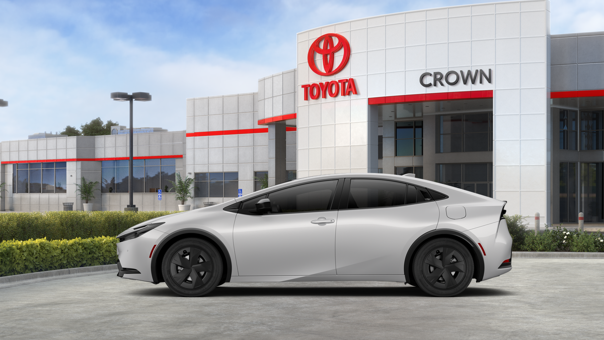 2027 Toyota Prius LE