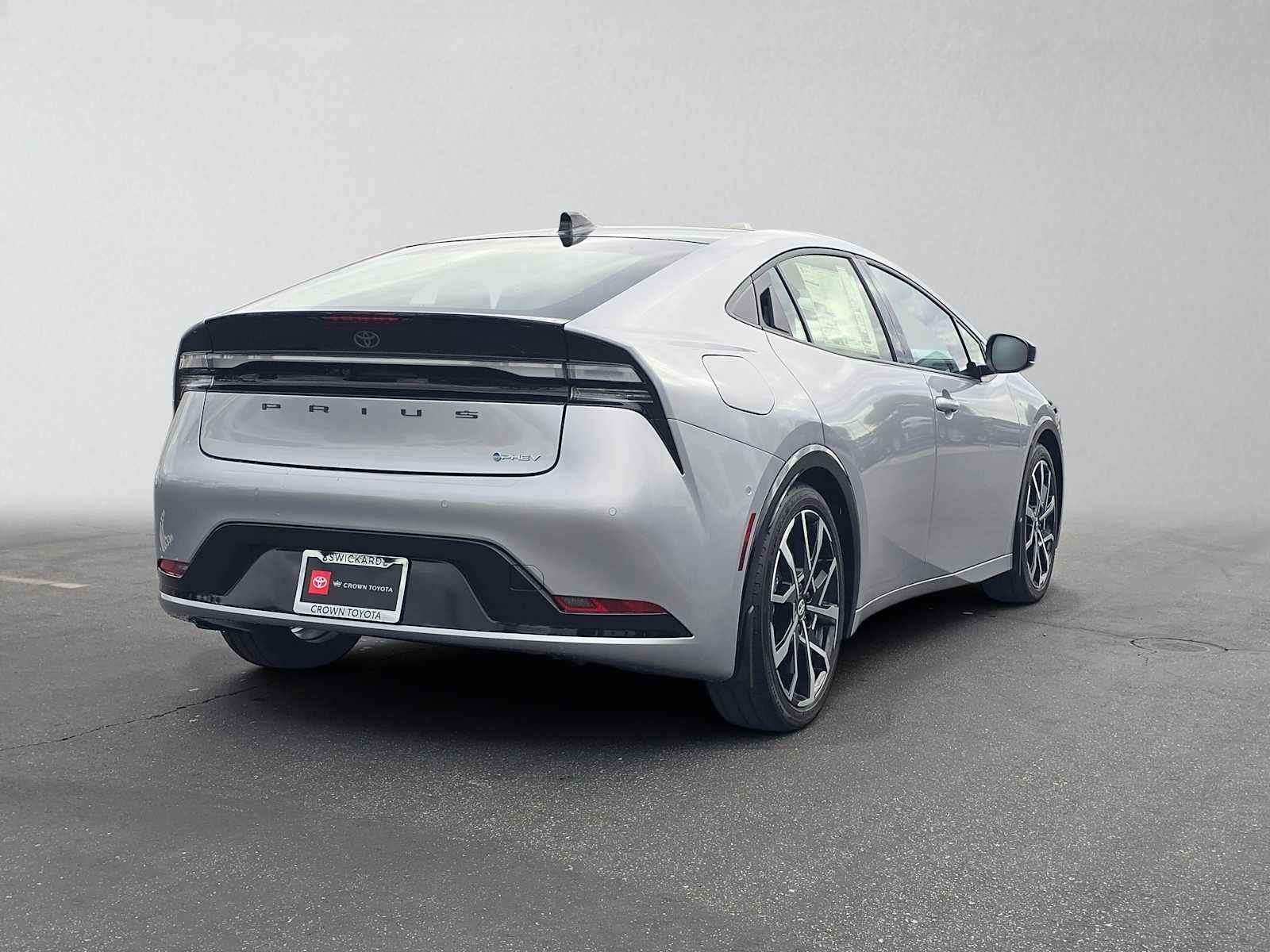 2027 Toyota Prius Plug-in Hybrid XSE Premium