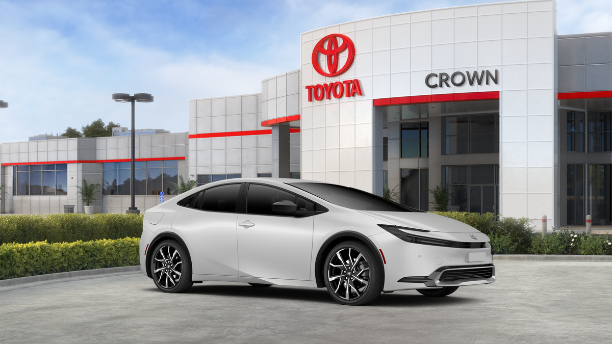 2027 Toyota Prius Plug-in Hybrid XSE