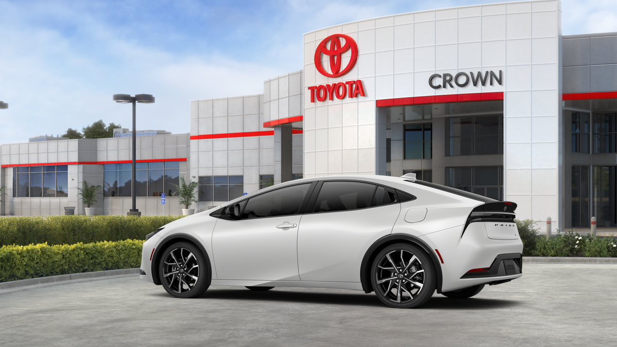 2027 Toyota Prius Plug-in Hybrid XSE