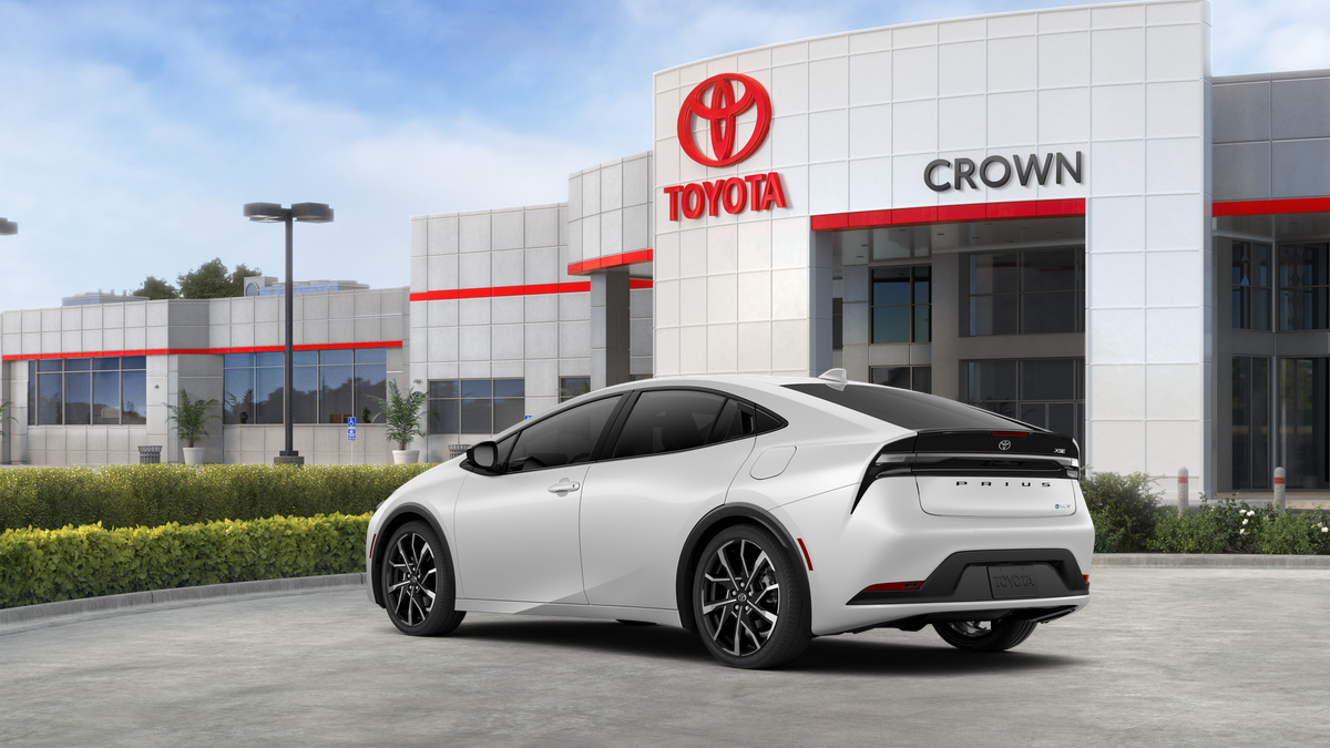 2027 Toyota Prius Plug-in Hybrid XSE