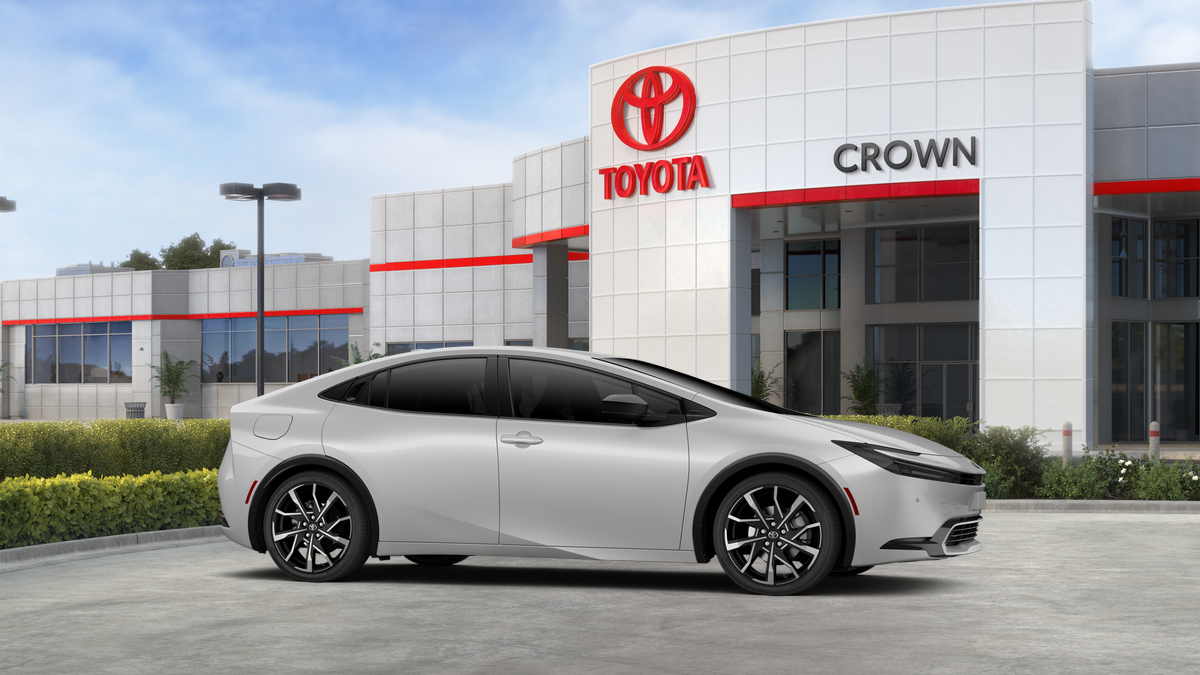2027 Toyota Prius Plug-in Hybrid XSE