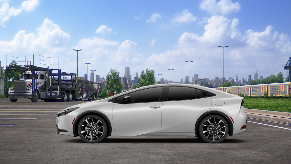 2027 Toyota Prius Plug-in Hybrid XSE