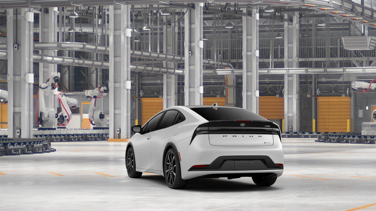 2027 Toyota Prius Plug-in Hybrid XSE