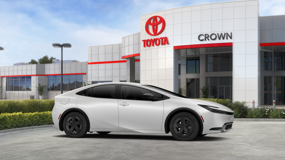 2027 Toyota Prius Plug-in Hybrid SE
