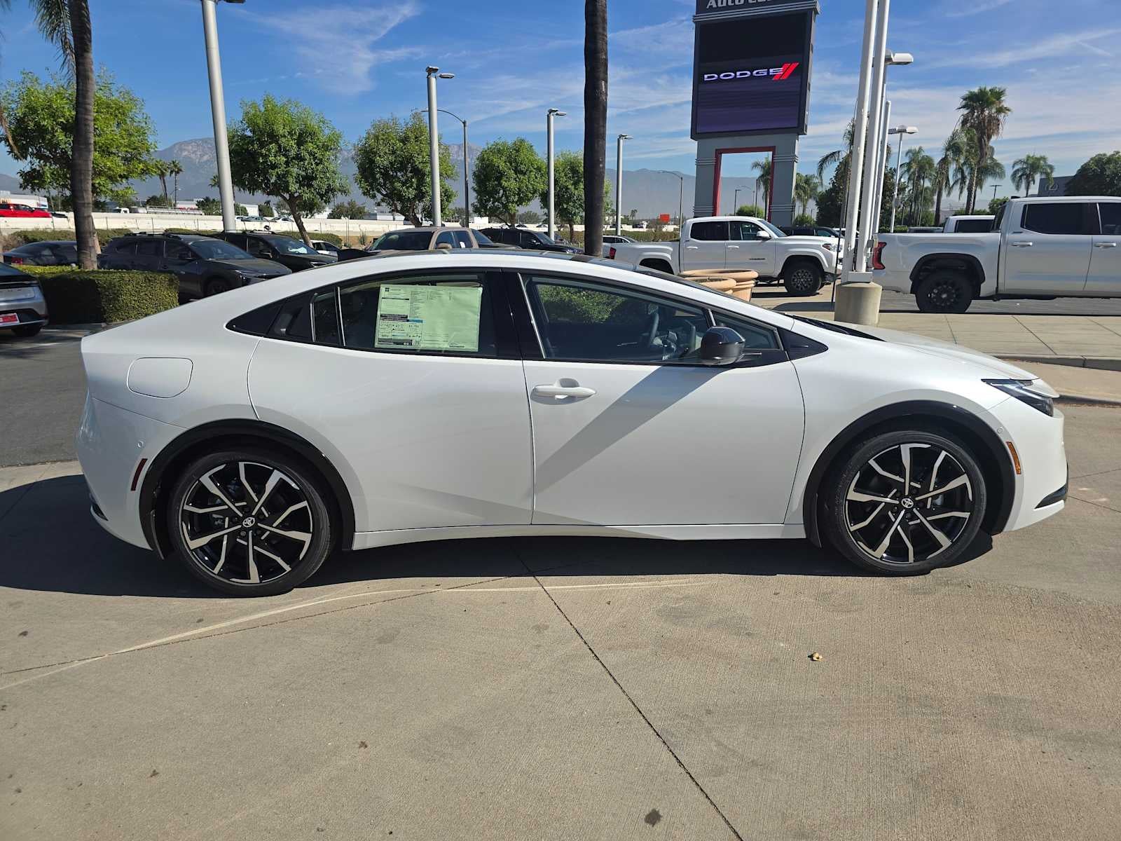 2027 Toyota Prius Plug-in Hybrid XSE Premium