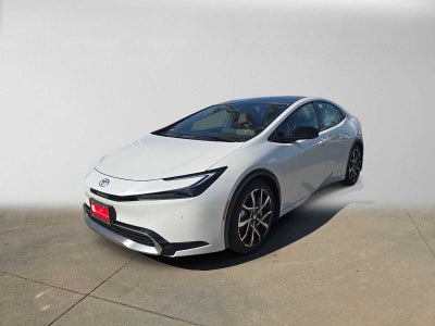 2027 Toyota Prius Plug-in Hybrid XSE Premium