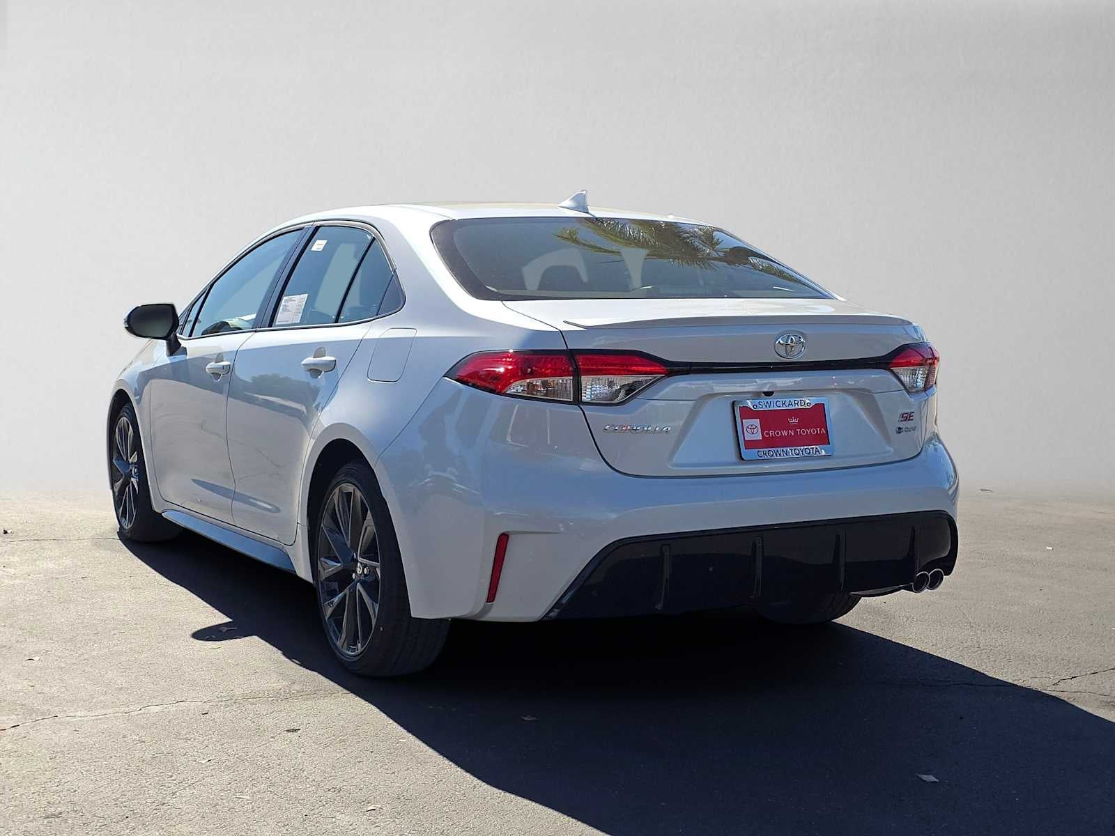 2027 Toyota Corolla Hybrid SE