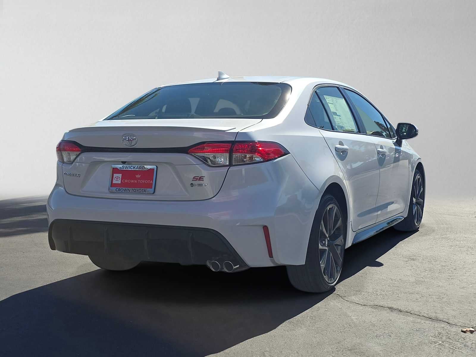 2027 Toyota Corolla Hybrid SE