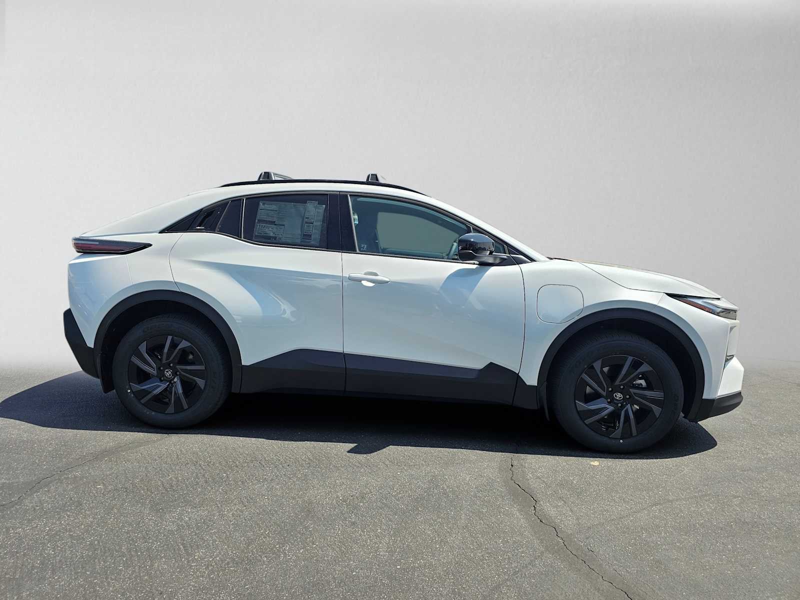 2026 Toyota C-HR SE