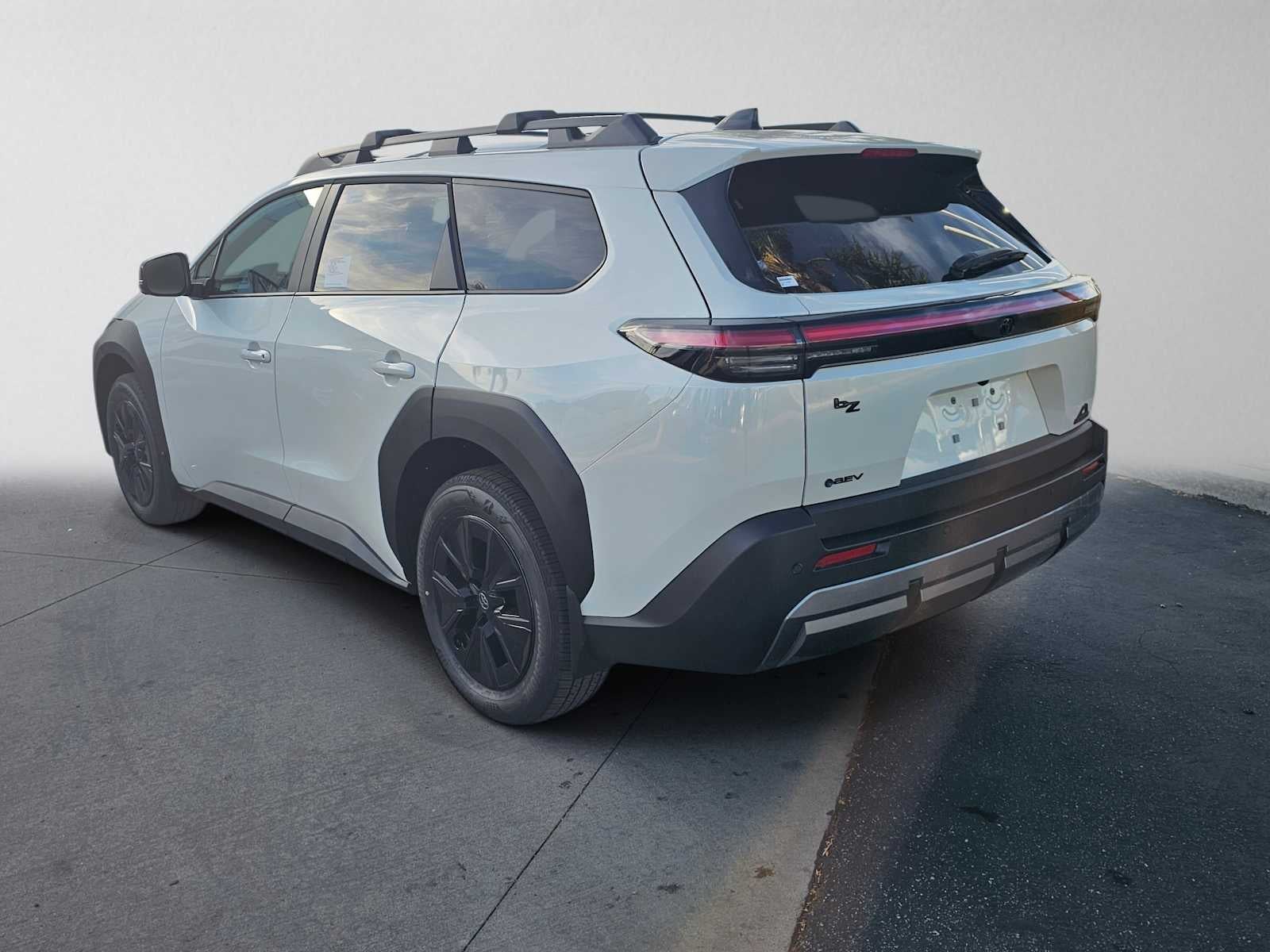 2026 Toyota bZ Woodland Base