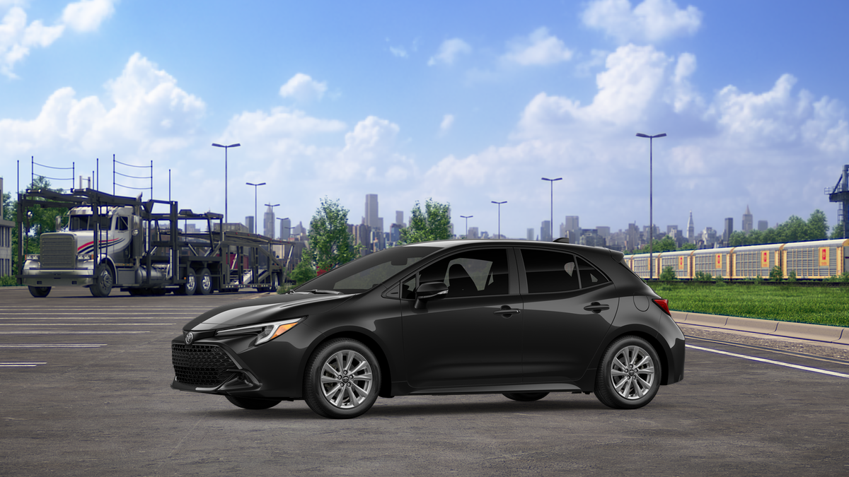 2027 Toyota Corolla Hatchback SE