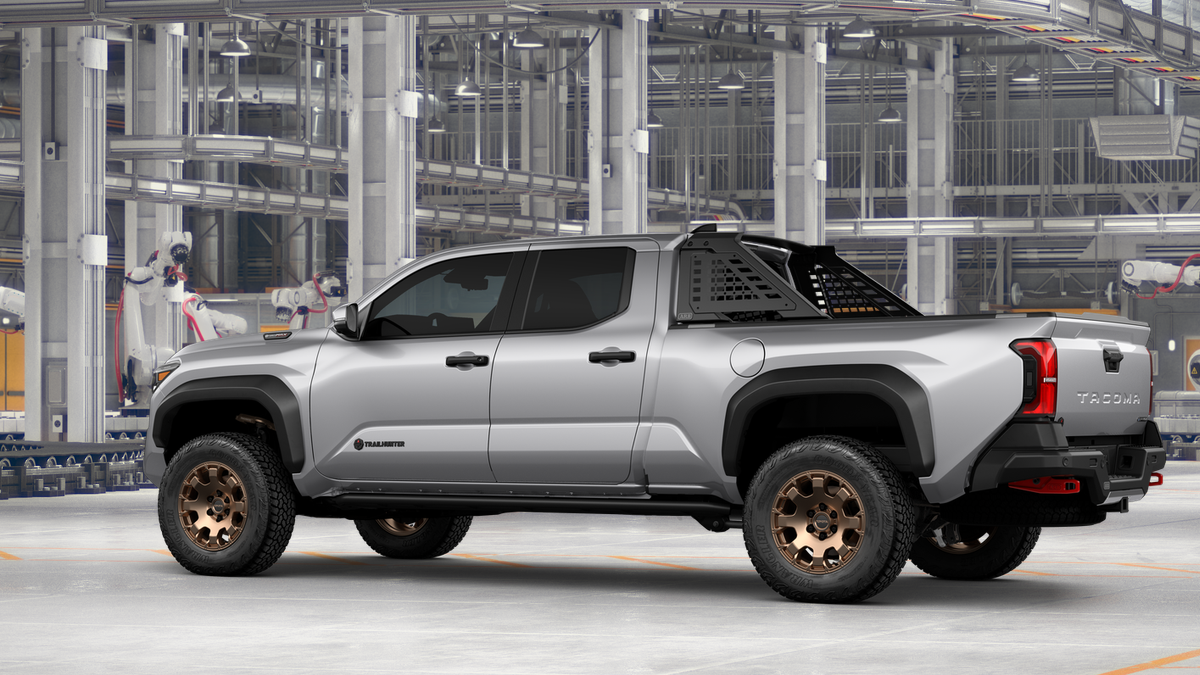2026 Toyota Tacoma i-FORCE MAX Trailhunter