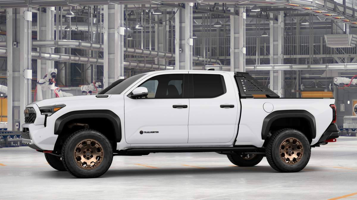 2026 Toyota Tacoma i-FORCE MAX Trailhunter