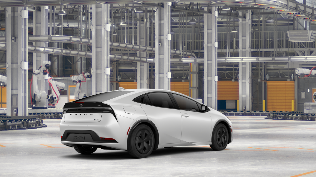 2026 Toyota Prius Plug-in Hybrid SE