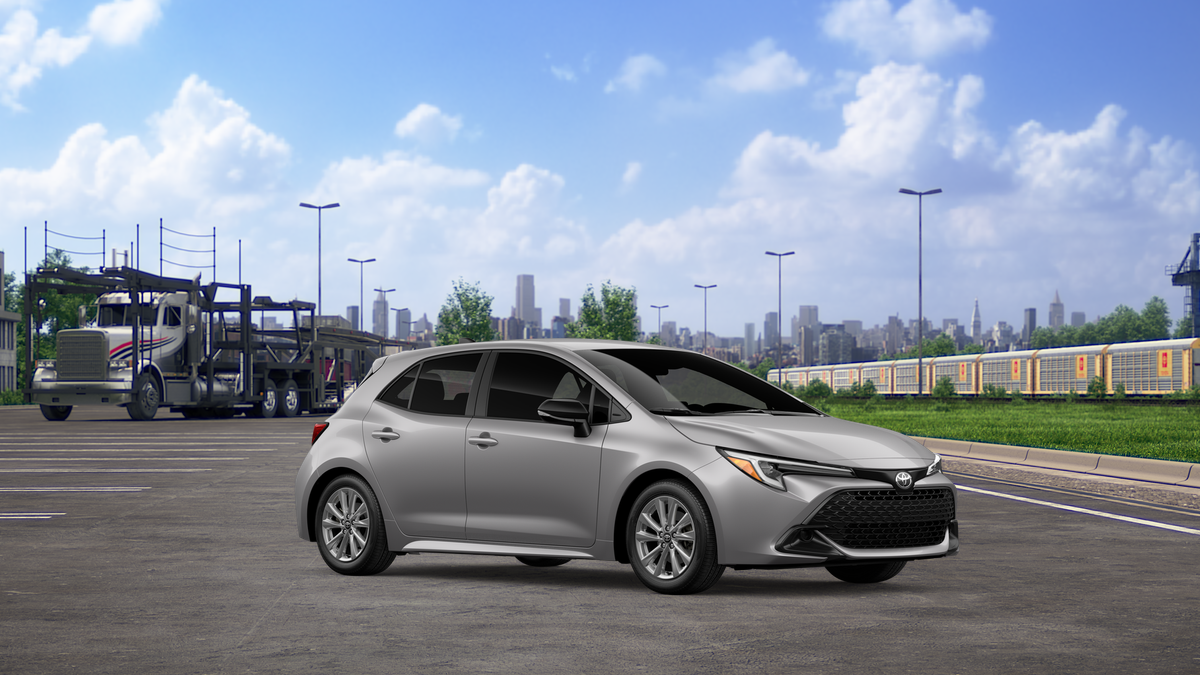 2027 Toyota Corolla Hatchback SE