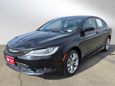 2016 Chrysler 200 S