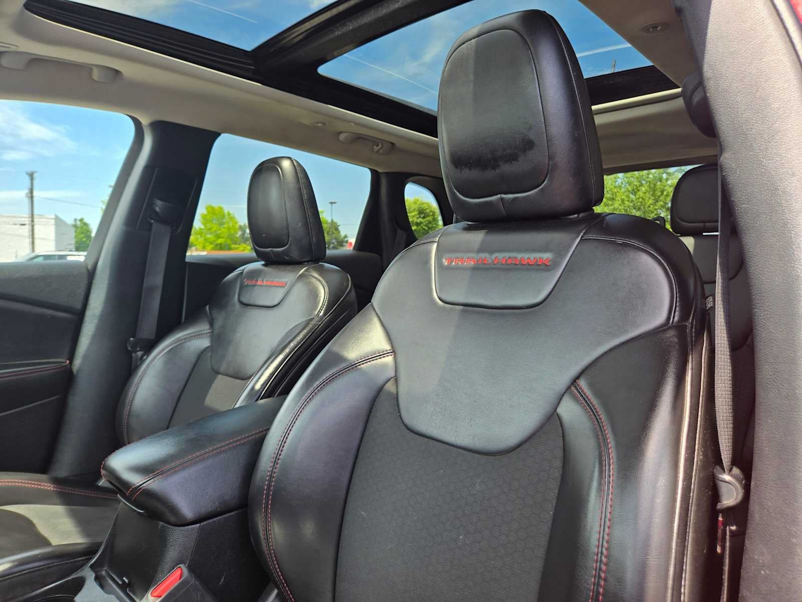 2019 Jeep Cherokee Trailhawk
