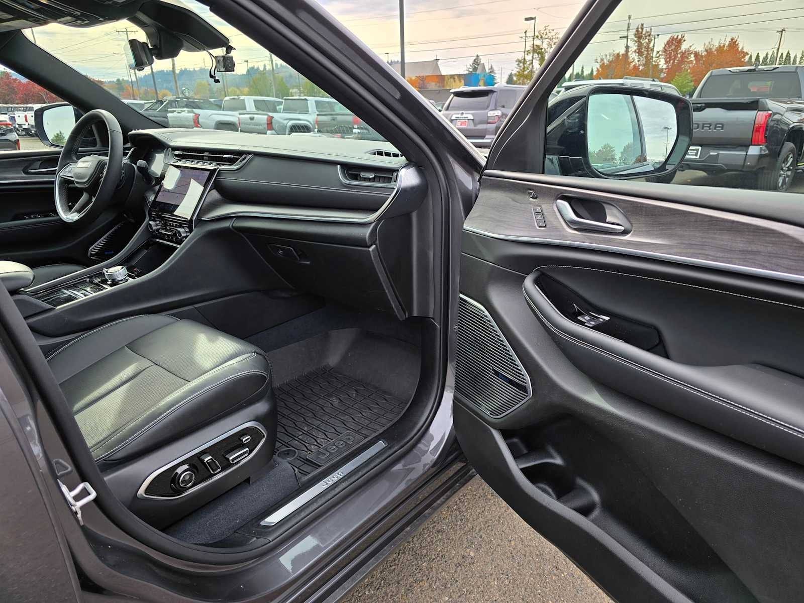 2023 Jeep Grand Cherokee 4xe Overland