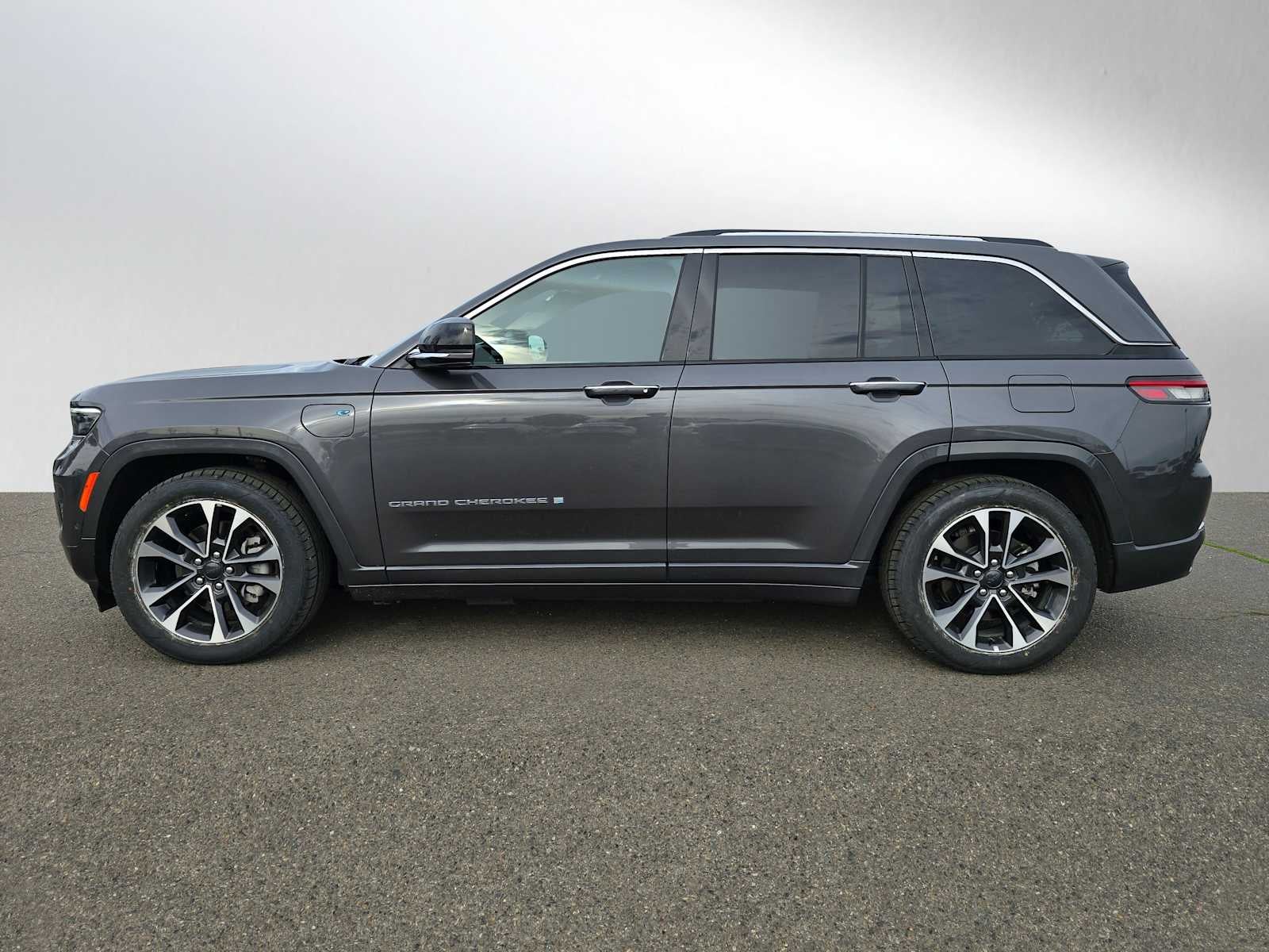2023 Jeep Grand Cherokee 4xe Overland