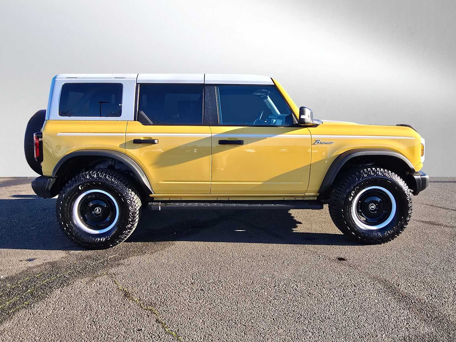 2023 Ford Bronco Heritage Limited Edition