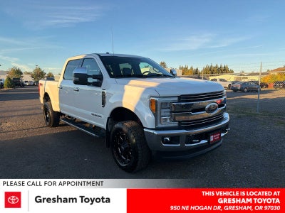 2017 Ford Super Duty F-350 SRW Pickup Lariat