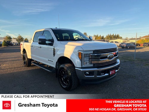 2017 Ford Super Duty F-350 SRW Pickup Lariat