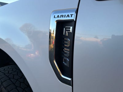 2017 Ford Super Duty F-350 SRW Pickup Lariat