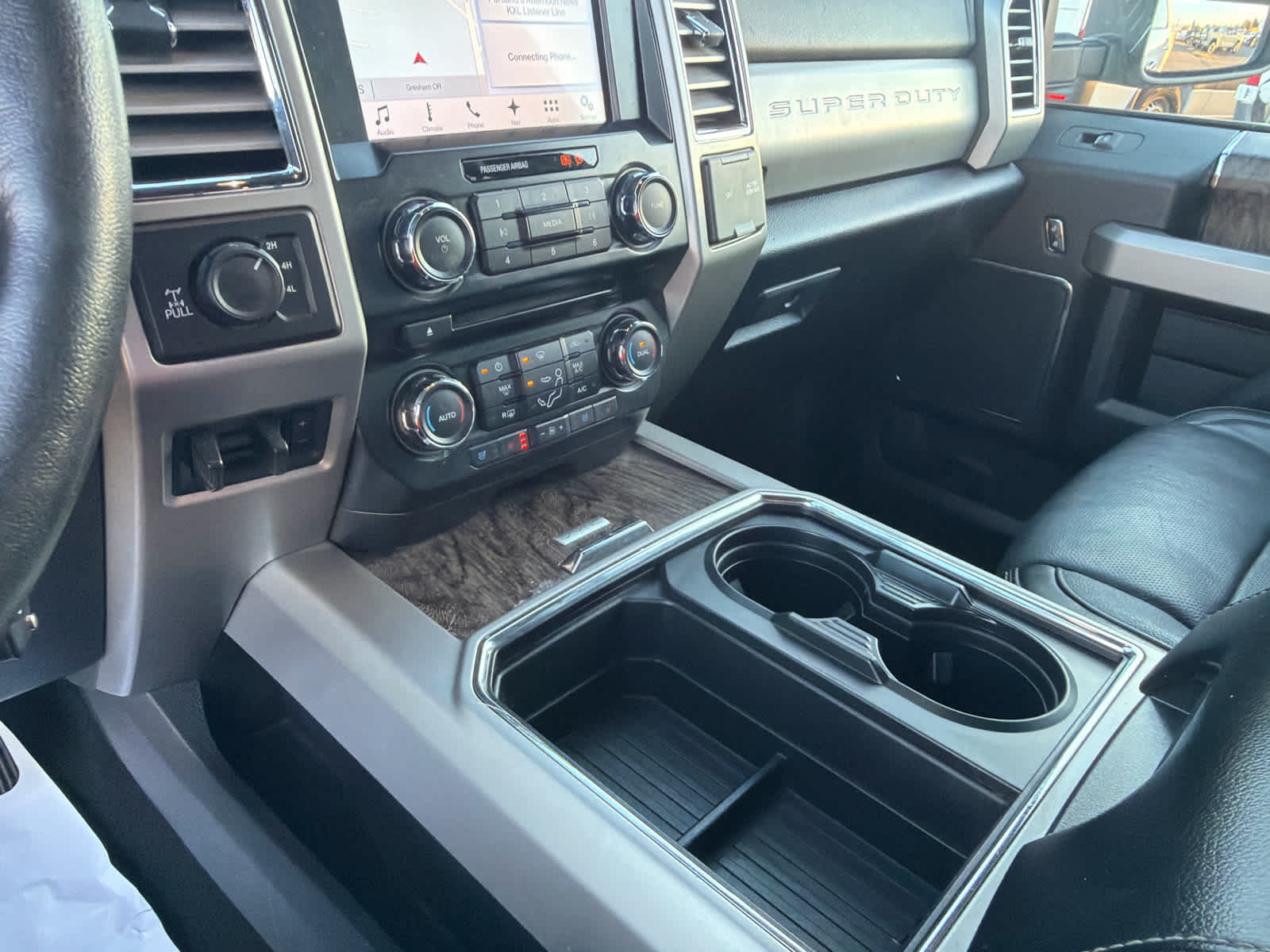 2017 Ford Super Duty F-350 SRW Pickup Lariat