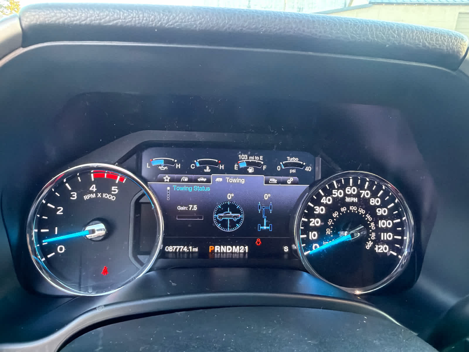 2017 Ford Super Duty F-350 SRW Pickup Lariat
