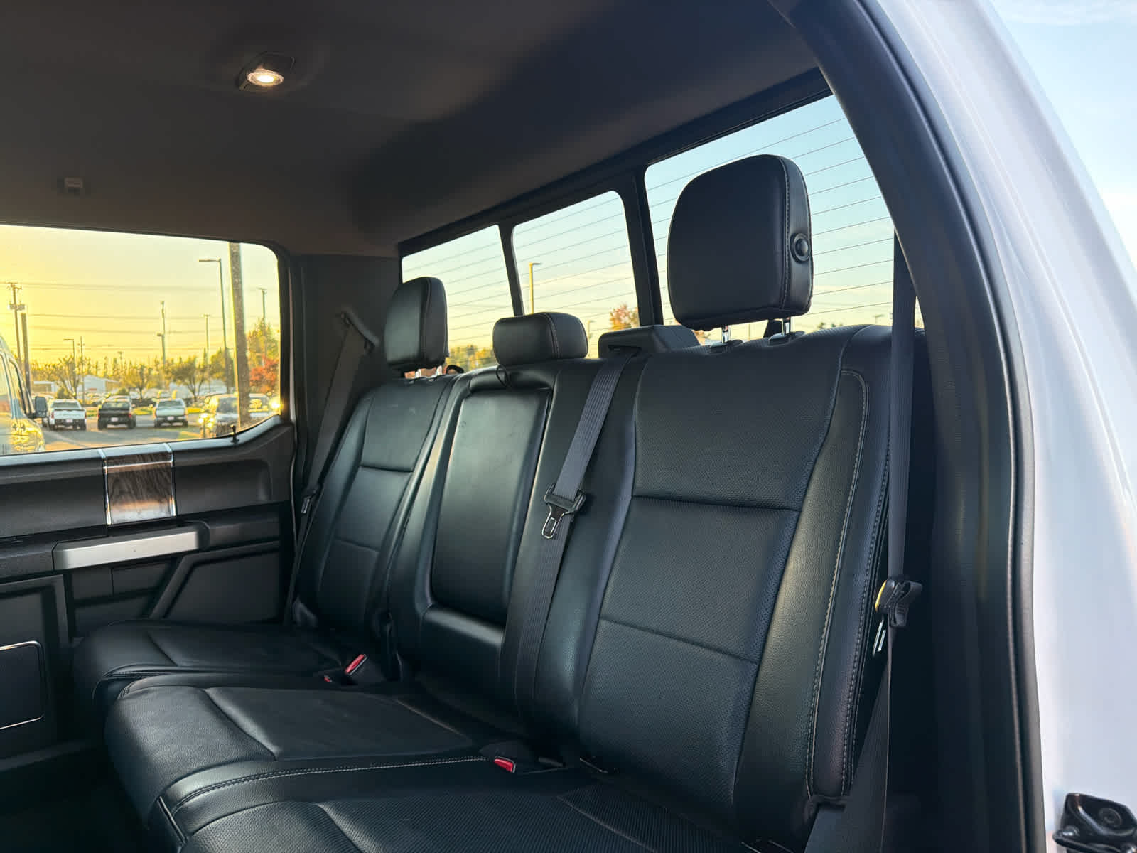 2017 Ford Super Duty F-350 SRW Pickup Lariat