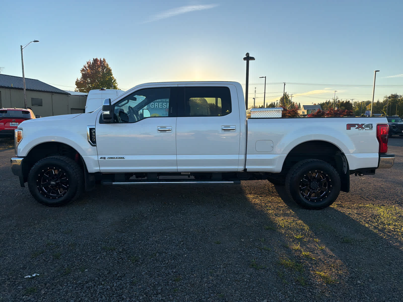 2017 Ford Super Duty F-350 SRW Pickup Lariat