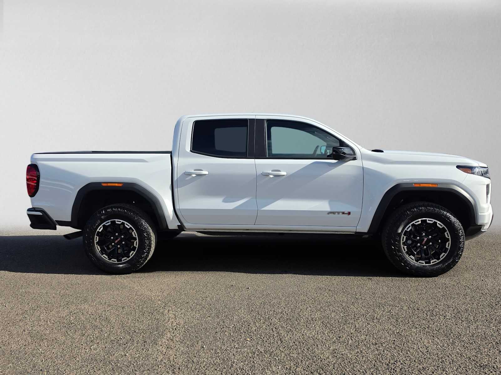 2026 GMC Canyon 4WD AT4