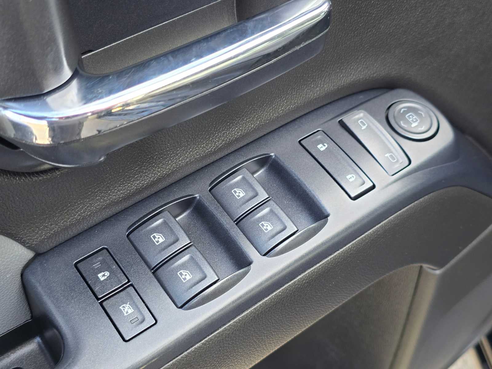 2018 GMC Sierra 1500 4WD Double Cab 143.5"