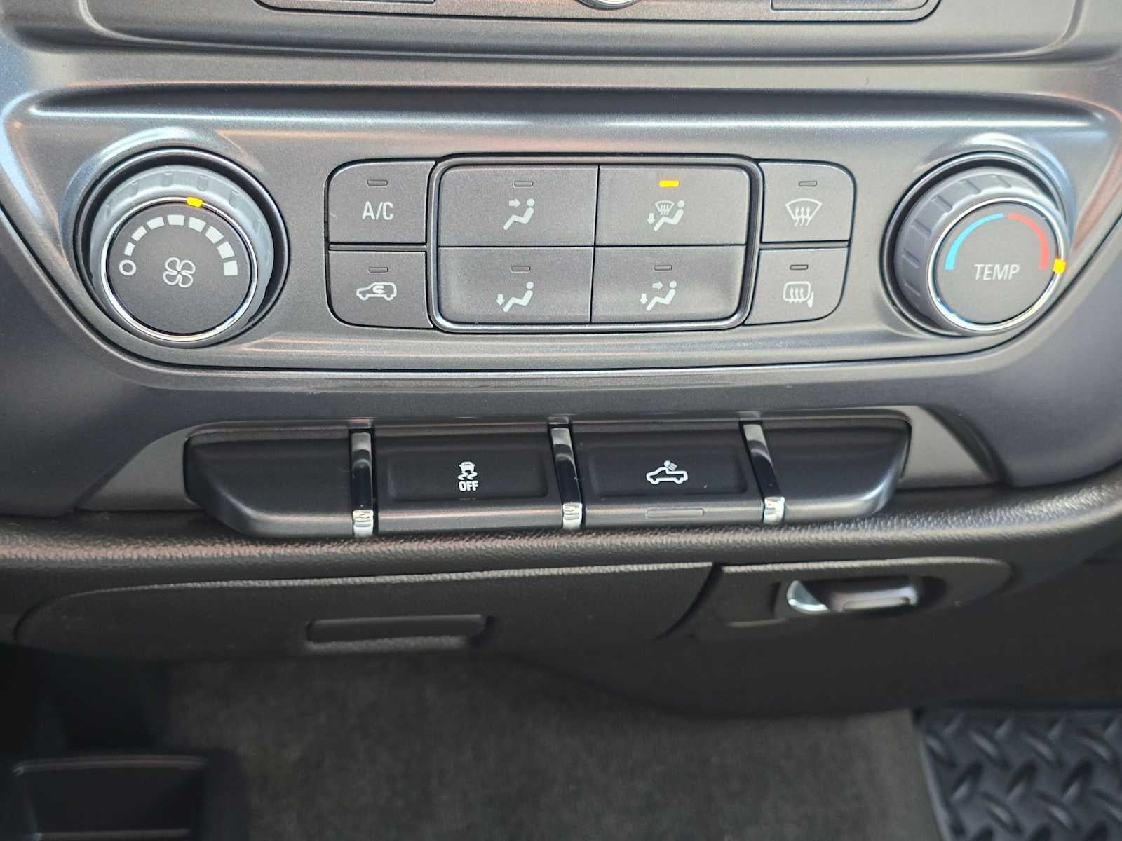 2018 GMC Sierra 1500 4WD Double Cab 143.5"